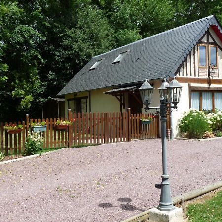 Le Clos Buyragane, Pays D'Auge Le Pin  المظهر الخارجي الصورة
